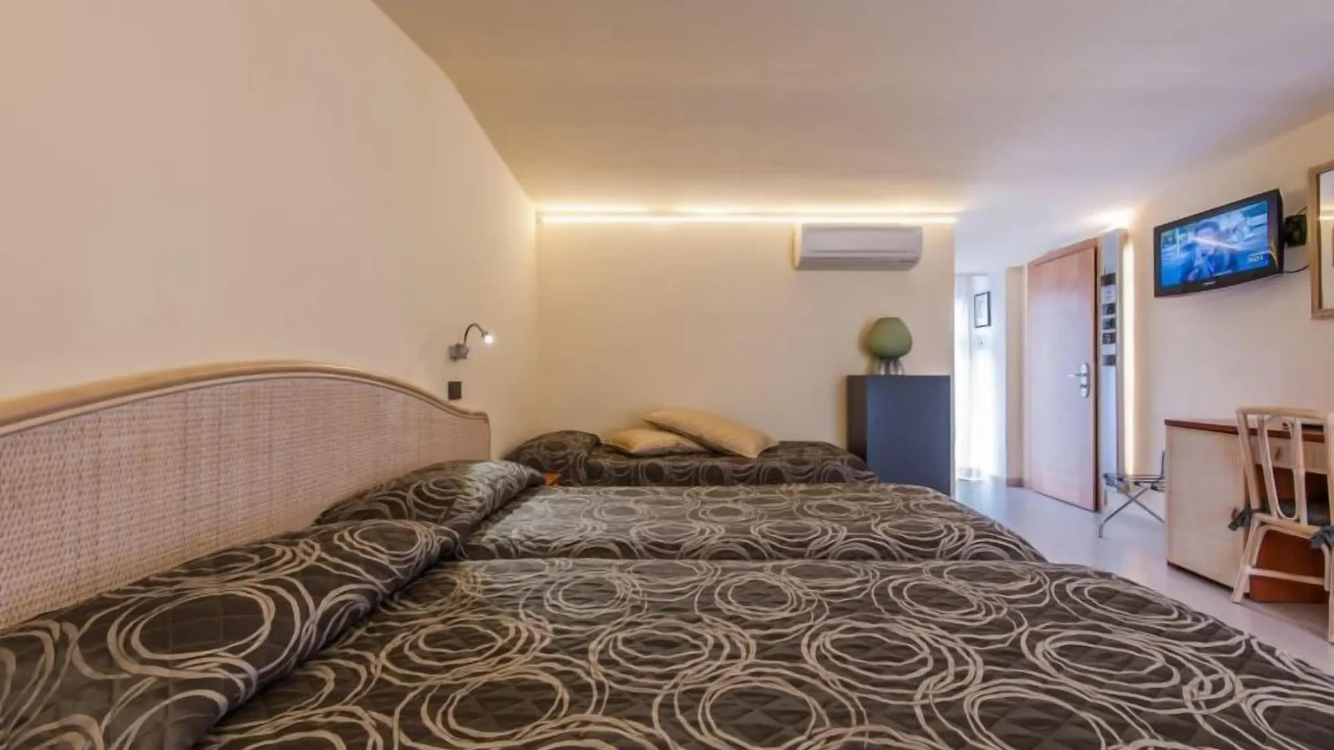 Hotel Montebello Montecatini Terme Italy