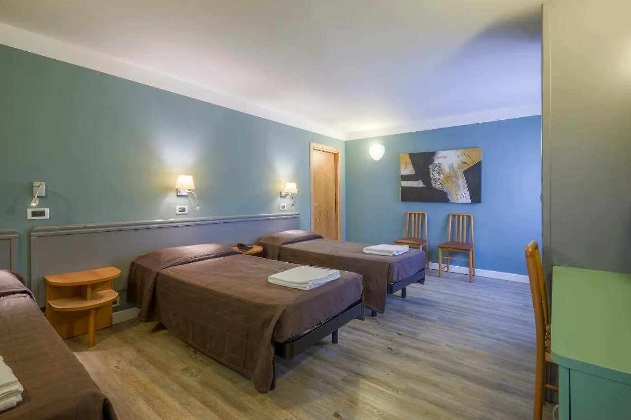 Hotel Montebello 몬테카티니테르메